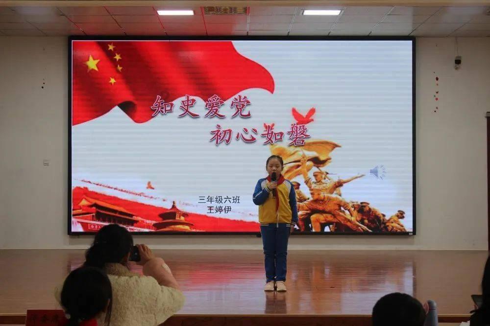 救援男孩毕业生